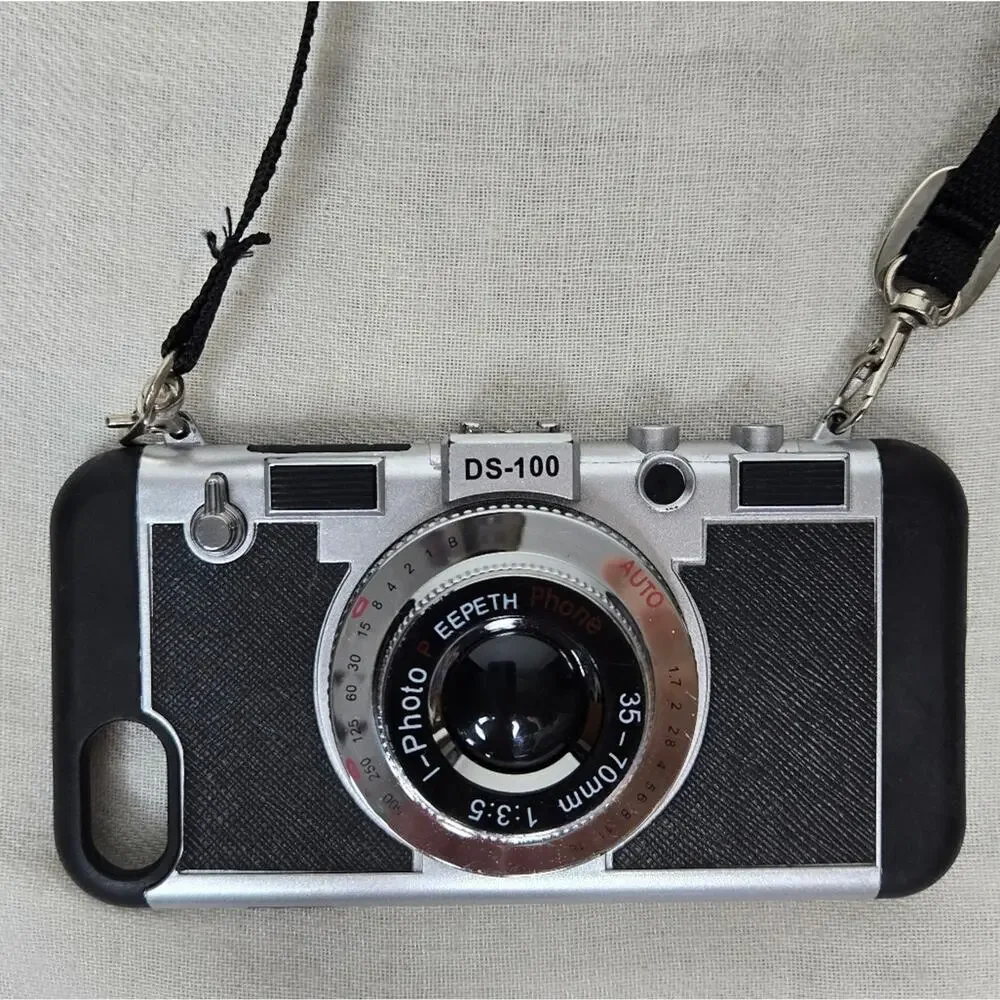 DS-100 Retro Camera Phone Case fits iPhone 11 and Compatible